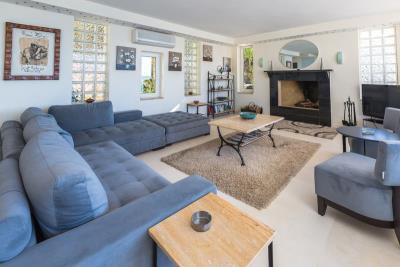 Stunning-Secluded-Villa-in-Kalkan--14-