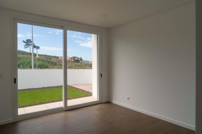 Image No.9-Villa de 4 chambres à vendre à Caldas da Rainha