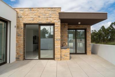 Modern-Villa-in-Caldas-da-Rainha--17-