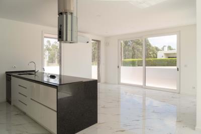 Modern-Villa-in-Caldas-da-Rainha--18-