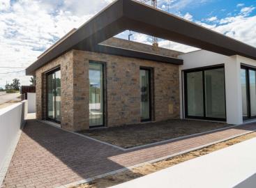 1 - Caldas da Rainha, Villa