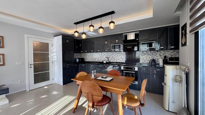 Image No.8-2 Bed Duplex for sale