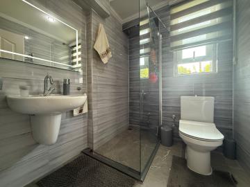 Ground-Floor-Apartment-in-Calis--18-