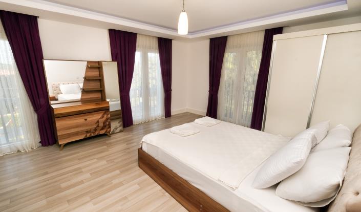 Image No.16-4 Bed Villa for sale