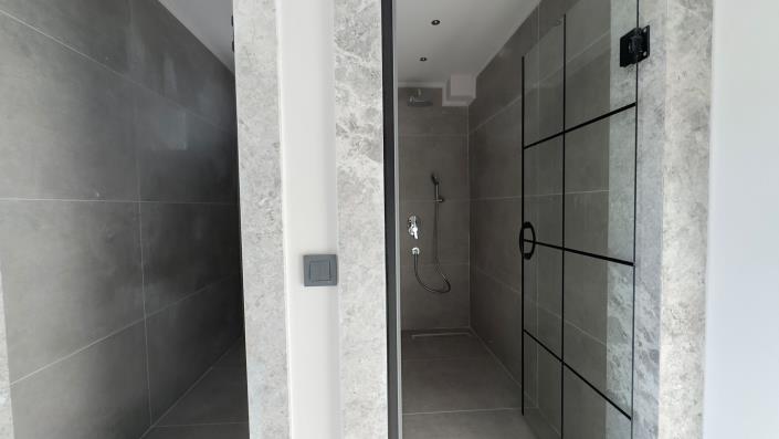 Image No.14-4 Bed Villa / Detached for sale