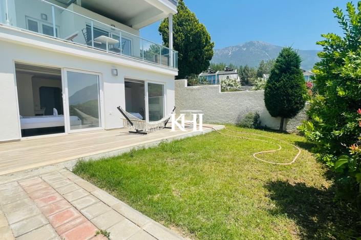 Image No.4-4 Bed Villa / Detached for sale