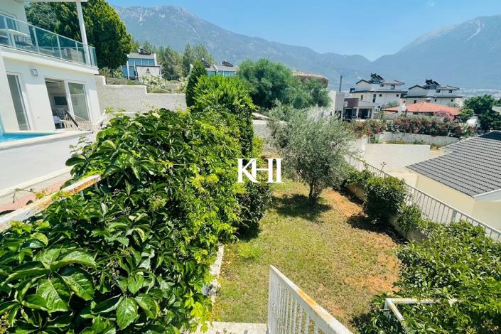 Image No.6-4 Bed Villa / Detached for sale