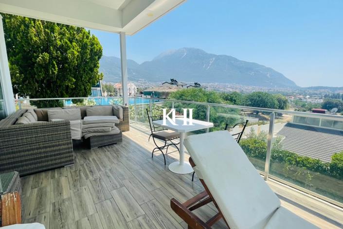 Image No.10-4 Bed Villa / Detached for sale