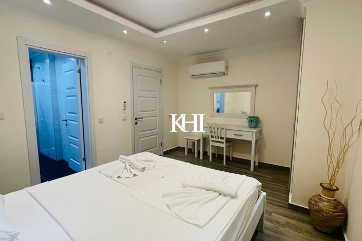 Image No.32-4 Bed Villa / Detached for sale