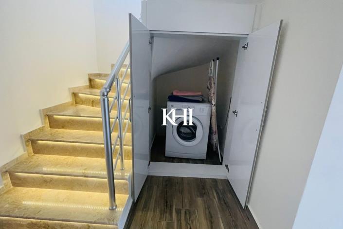 Image No.33-4 Bed Villa / Detached for sale