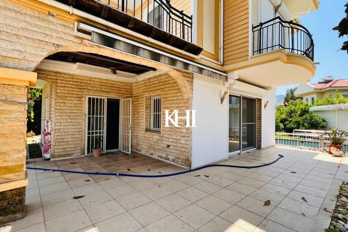 Image No.23-4 Bed Villa for sale