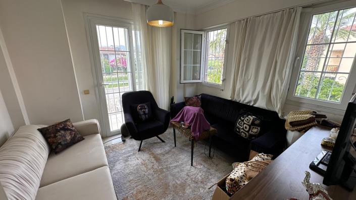 Image No.10-3 Bed Duplex for sale