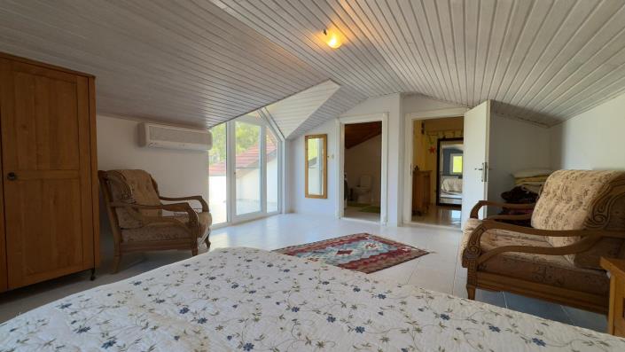 Image No.43-3 Bed Villa / Detached for sale