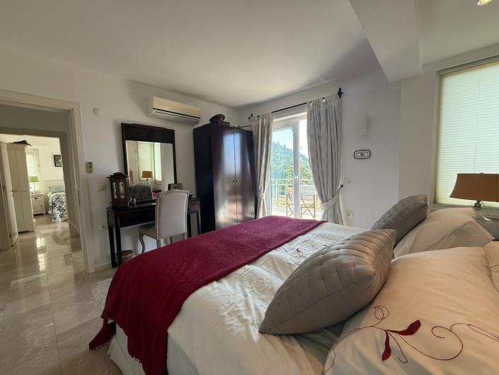 Image No.34-4 Bed Villa for sale