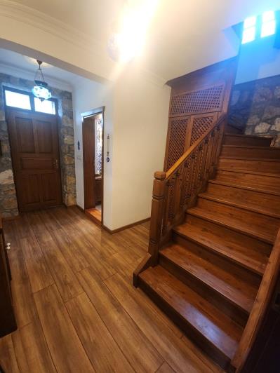 Image No.10-3 Bed Villa for sale