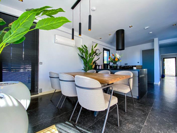 Image No.7-4 Bed Villa / Detached for sale