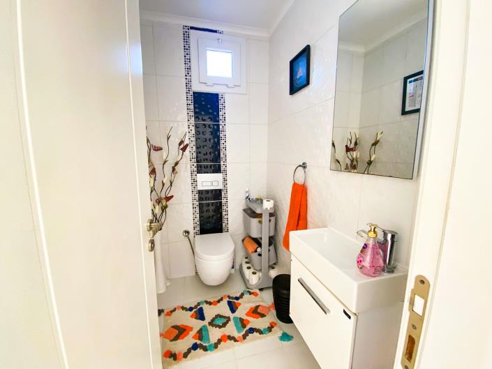 Image No.10-4 Bed Villa for sale