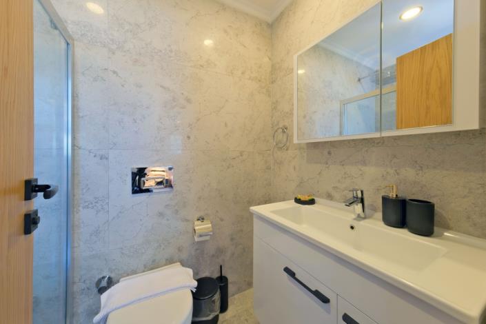 Image No.17-4 Bed Villa for sale