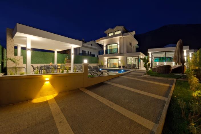 Image No.4-4 Bed Villa for sale