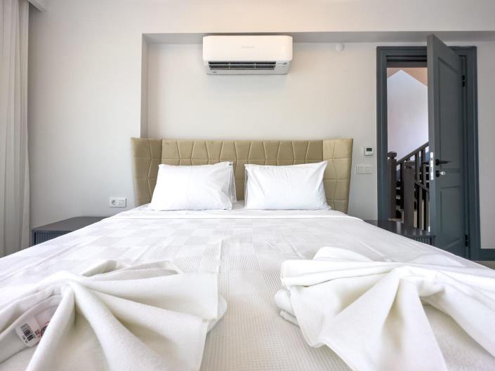 Image No.20-4 Bed Villa for sale