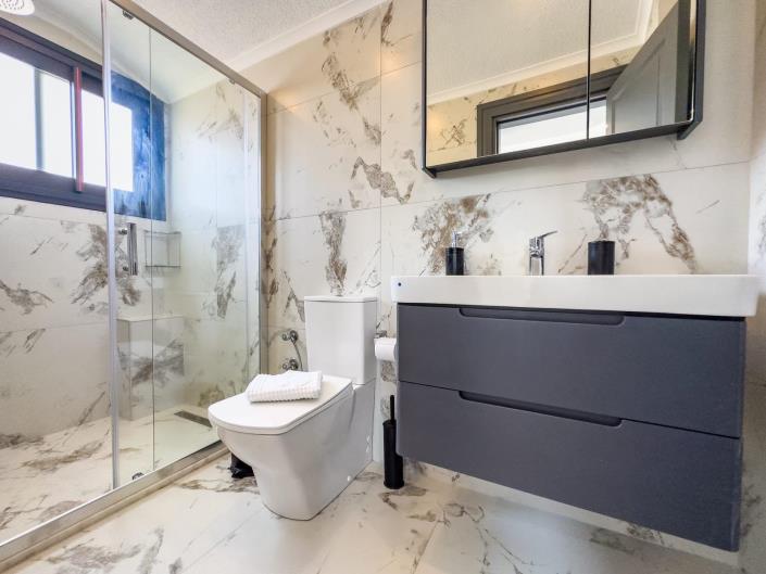 Image No.31-4 Bed Villa for sale