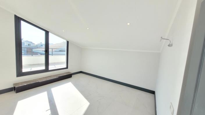 Image No.26-4 Bed Villa for sale