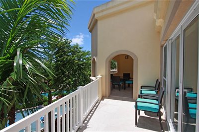 1630844057thehamilton3j-rooftopunito9