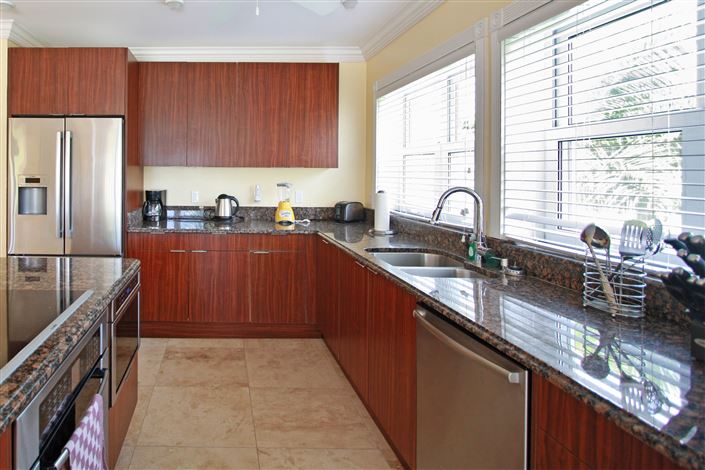 Image No.2-2 Bed Villa for sale