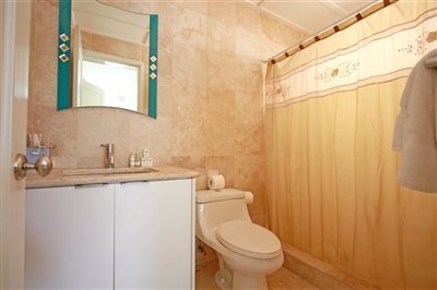 1630844057thehamilton3j-rooftopunito5