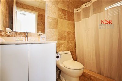 1630844045thehamilton10j-rooftopunito6