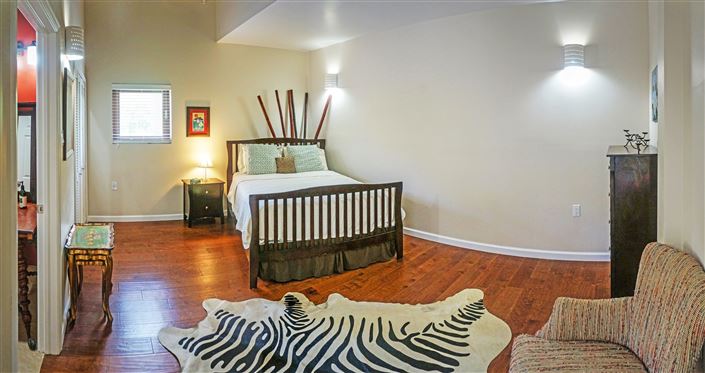 Image No.3-7 Bed Villa for sale