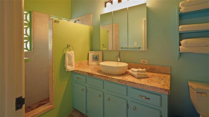 Image No.9-2 Bed Villa for sale