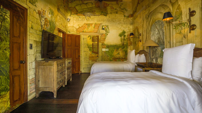 Image No.9-5 Bed Villa for sale