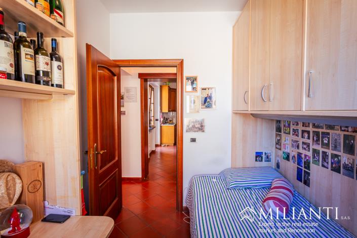 Image No.21-2 Bed Townhouse for sale