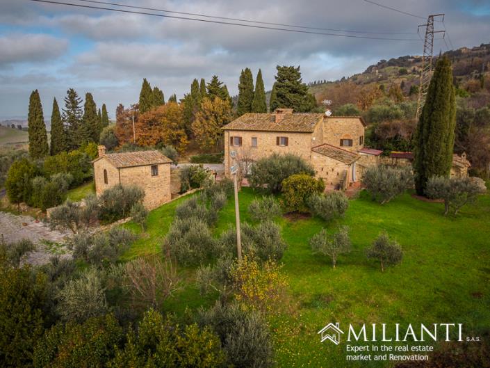 Image No.2-Ferme de 5 chambres à vendre à Volterra