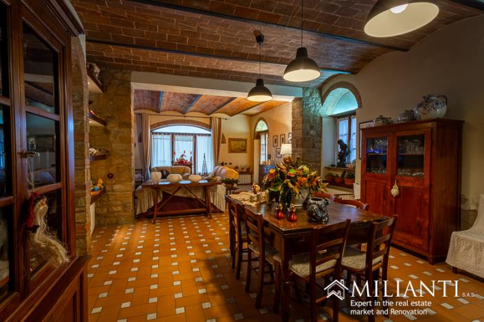 Image No.11-Ferme de 5 chambres à vendre à Volterra