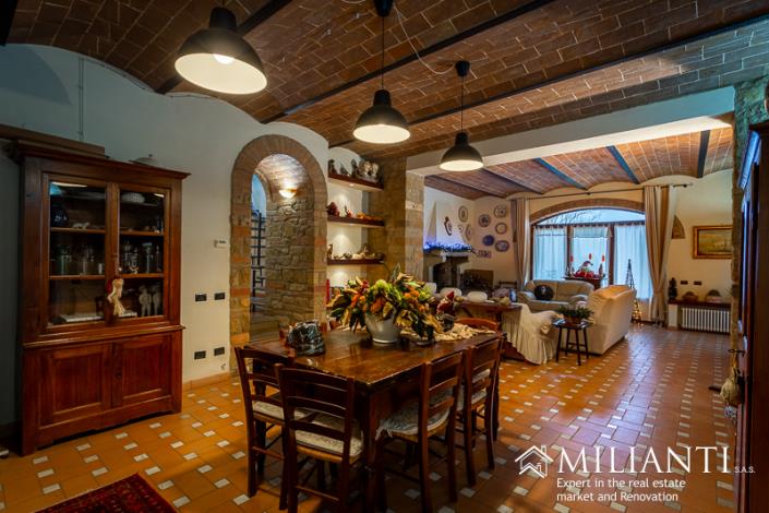 Image No.12-Ferme de 5 chambres à vendre à Volterra