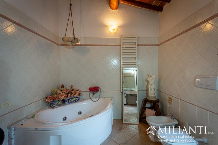 Image No.20-Ferme de 5 chambres à vendre à Volterra