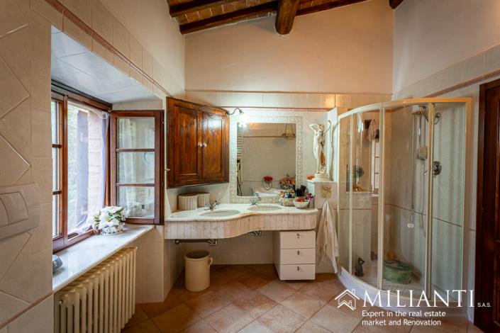 Image No.21-Ferme de 5 chambres à vendre à Volterra