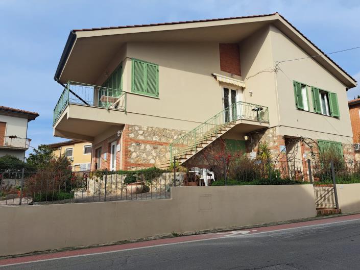 Image No.9-Maison / Villa de 6 chambres à vendre à Lajatico