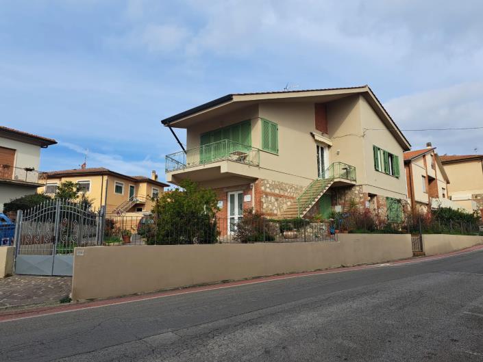 Image No.44-Maison / Villa de 6 chambres à vendre à Lajatico