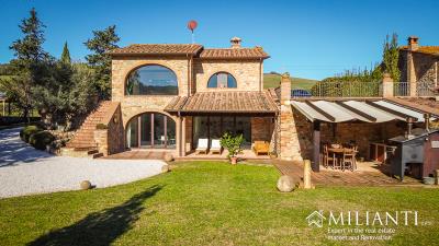 1 - Volterra, Farmhouse