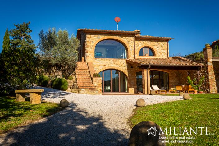 Image No.6-Ferme de 2 chambres à vendre à Volterra