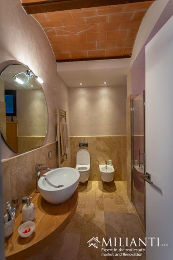 Image No.19-Ferme de 2 chambres à vendre à Volterra