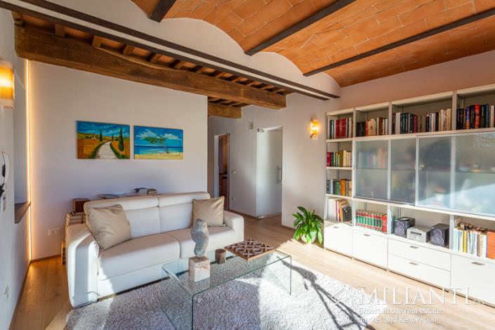 Image No.23-Ferme de 2 chambres à vendre à Volterra