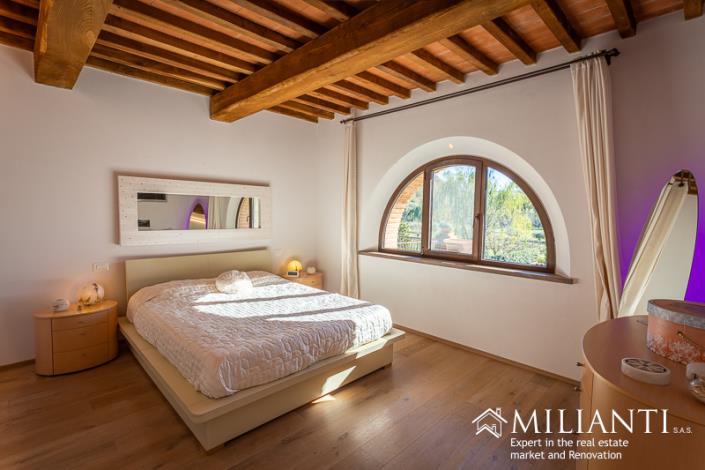 Image No.26-Ferme de 2 chambres à vendre à Volterra