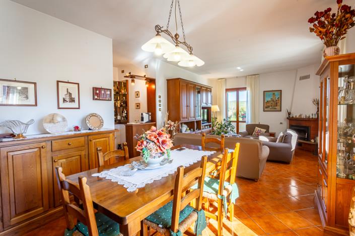 Image No.30-Ferme de 5 chambres à vendre à Volterra