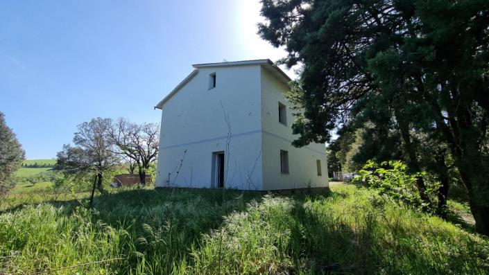 Image No.7-Maison de campagne de 3 chambres à vendre à Pomarance