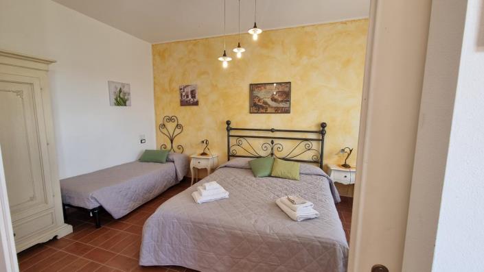 Image No.10-Propriété de pays de 7 chambres à vendre à Montecatini Val di Cecina