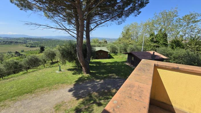 Image No.9-Ferme de 2 chambres à vendre à Palaia